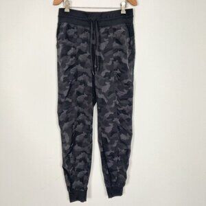 90 Degree By Reflex Women's Jogger Size S Camouflage Black Gray Sport Athleisure